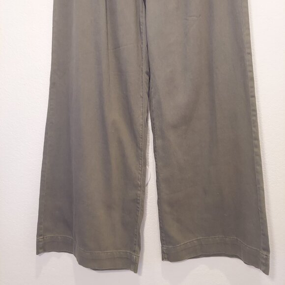 NWT a.n.a. Pleated Wide Leg Trousers Olive Khaki Size 6 - Picture 9 of 11